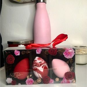 3 Piece Beauty Sponge Set (Beauty Blender x 3) | Brand: Paris Hilton